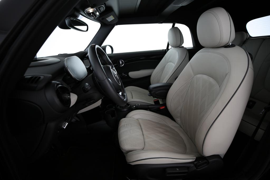 MINI Cabrio F57 2.0i Cooper S SDKG-image-11
