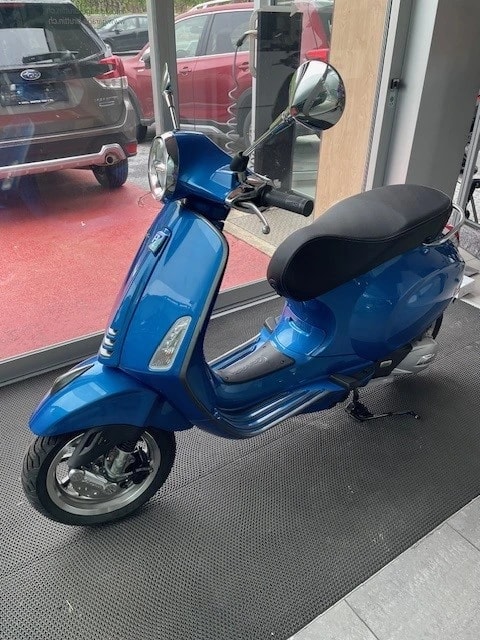 PIAGGIO Vespa 125 Primavera Sport ABS-image-1