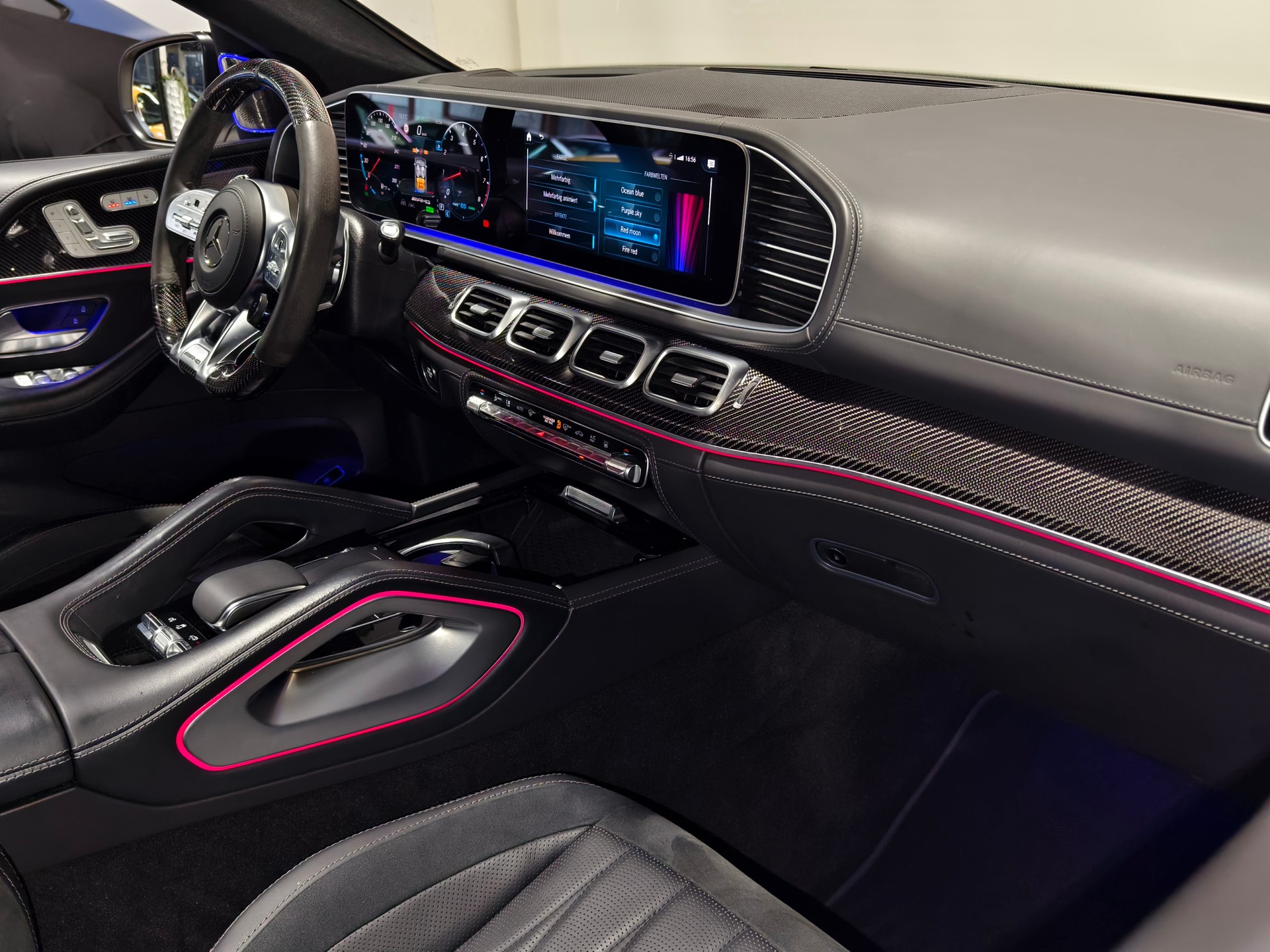 MERCEDES-BENZ GLE 63 S AMG 4matic+ Coupé-image-17