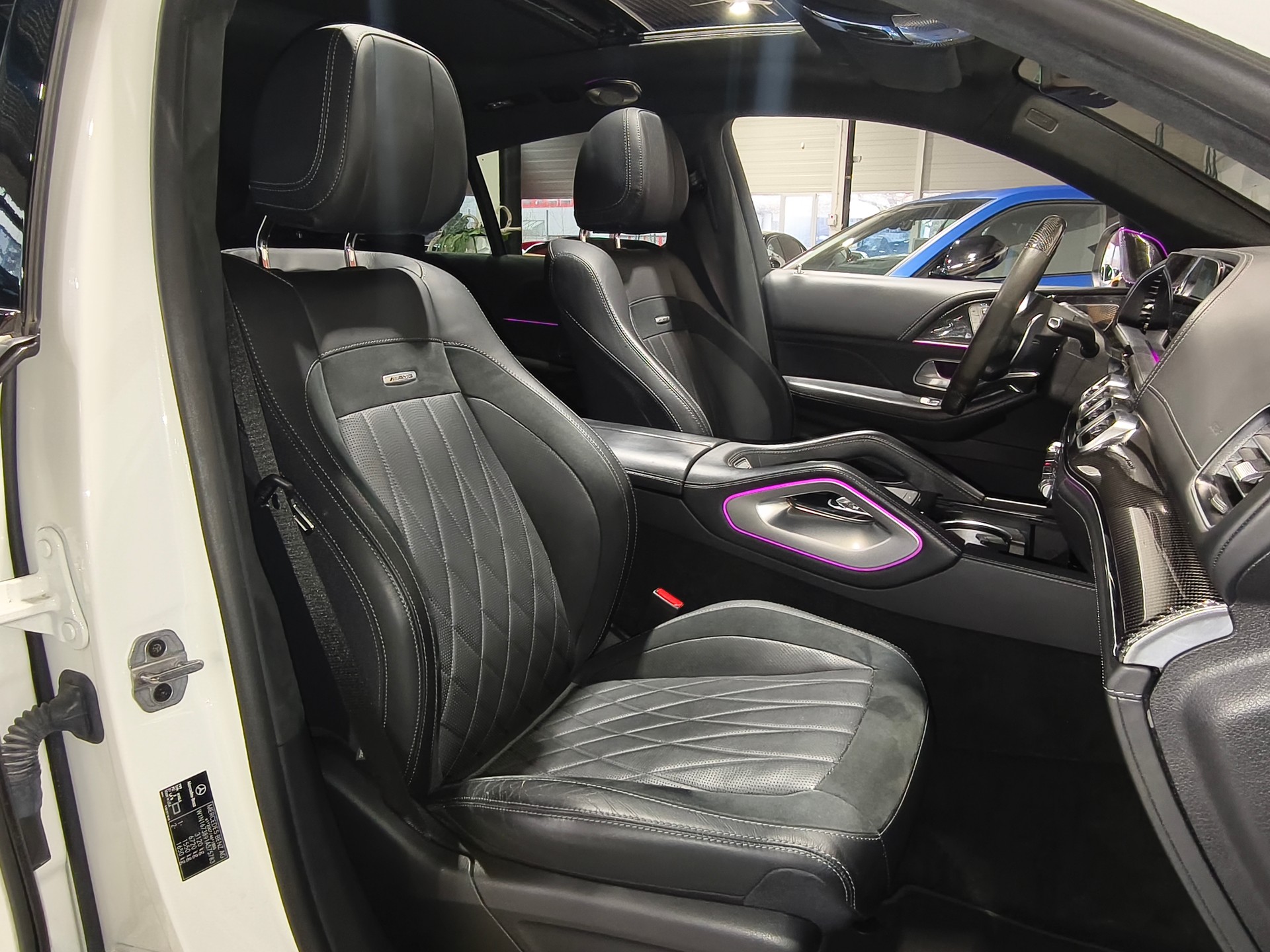 MERCEDES-BENZ GLE 63 S AMG 4matic+ Coupé-image-34