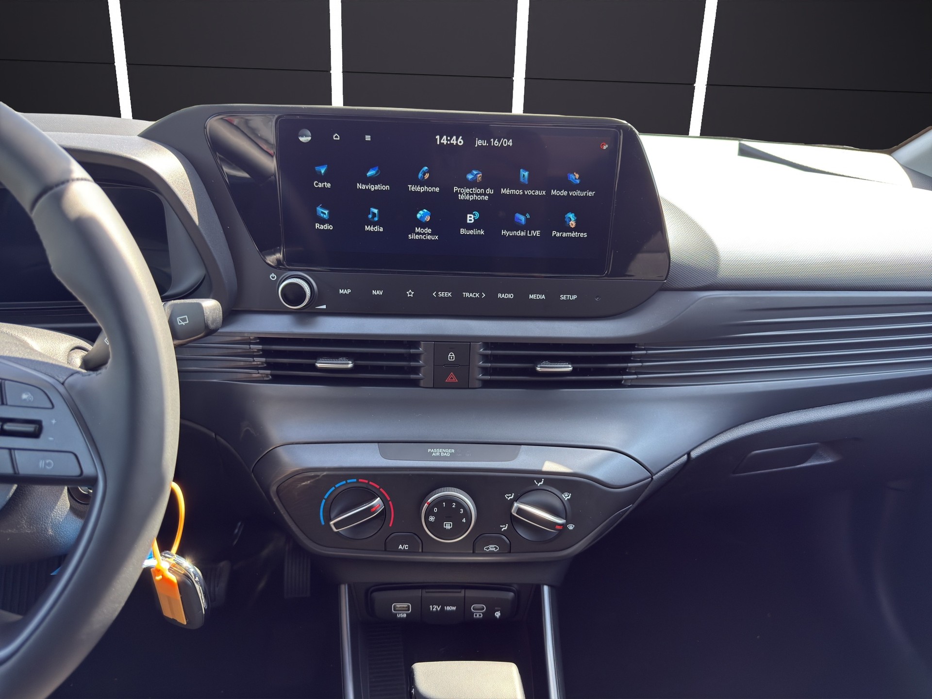 HYUNDAI i20 1.0 T-GDi Amplia DCT-image-10