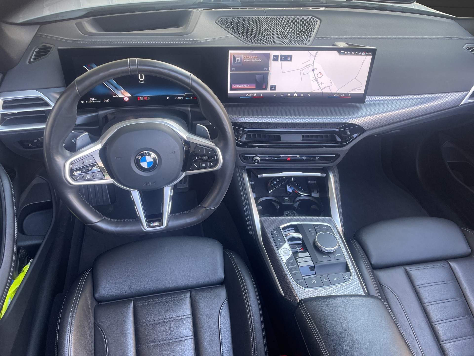 BMW 430i xDrive Cabriolet M Sport Steptronic-image-9