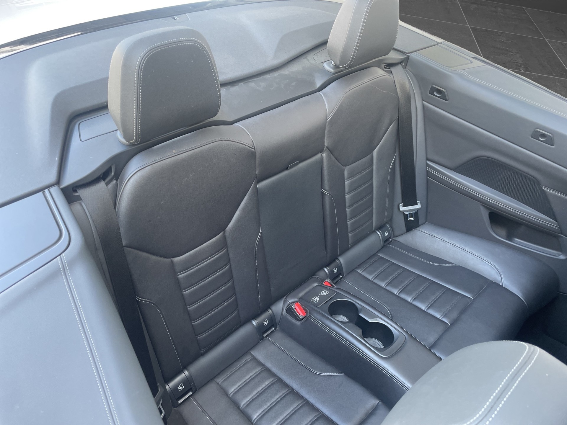 BMW 430i xDrive Cabriolet M Sport Steptronic-image-8