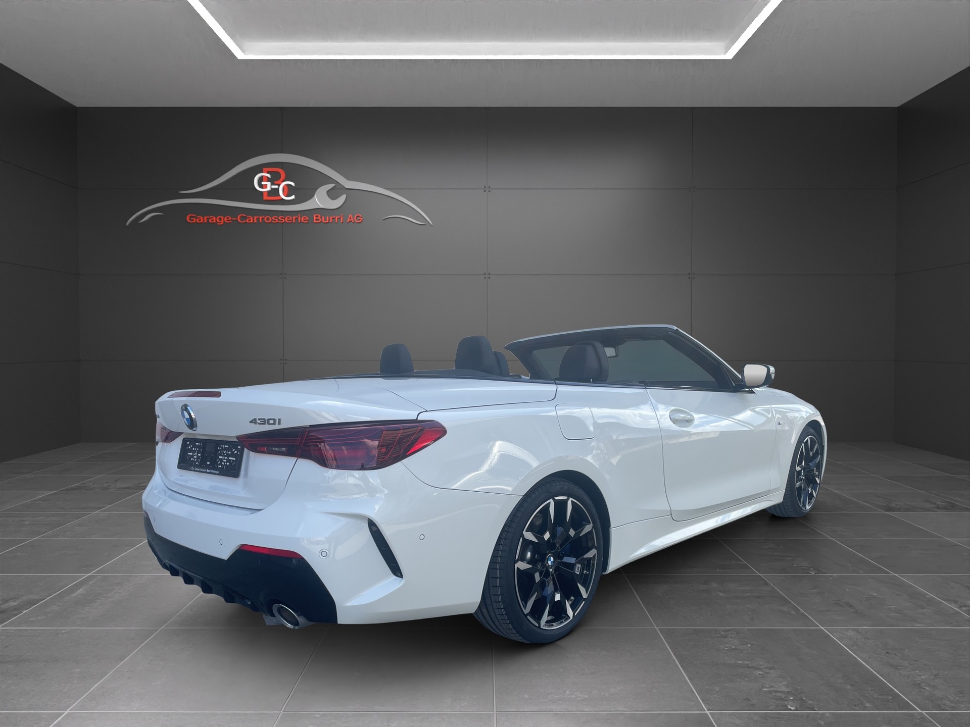 BMW 430i xDrive Cabriolet M Sport Steptronic-image-3