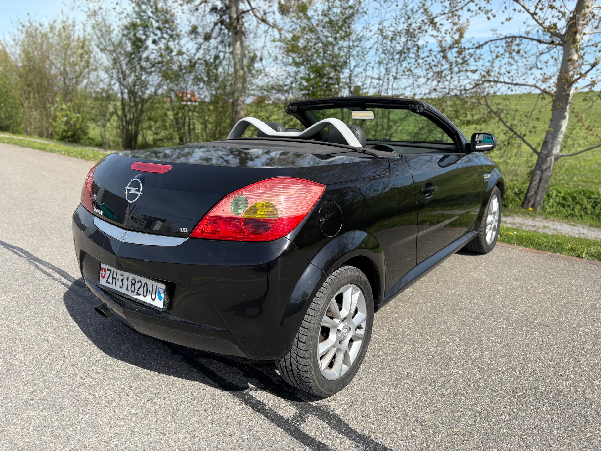 OPEL Tigra 1.8 Sport-image-9