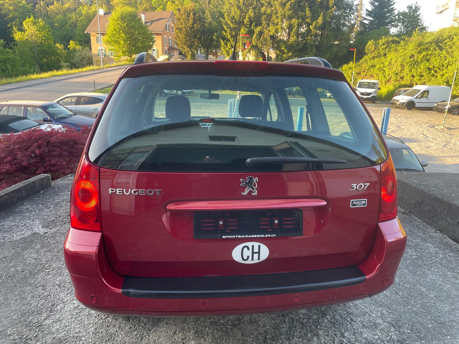 PEUGEOT Break 2.0i-image-4