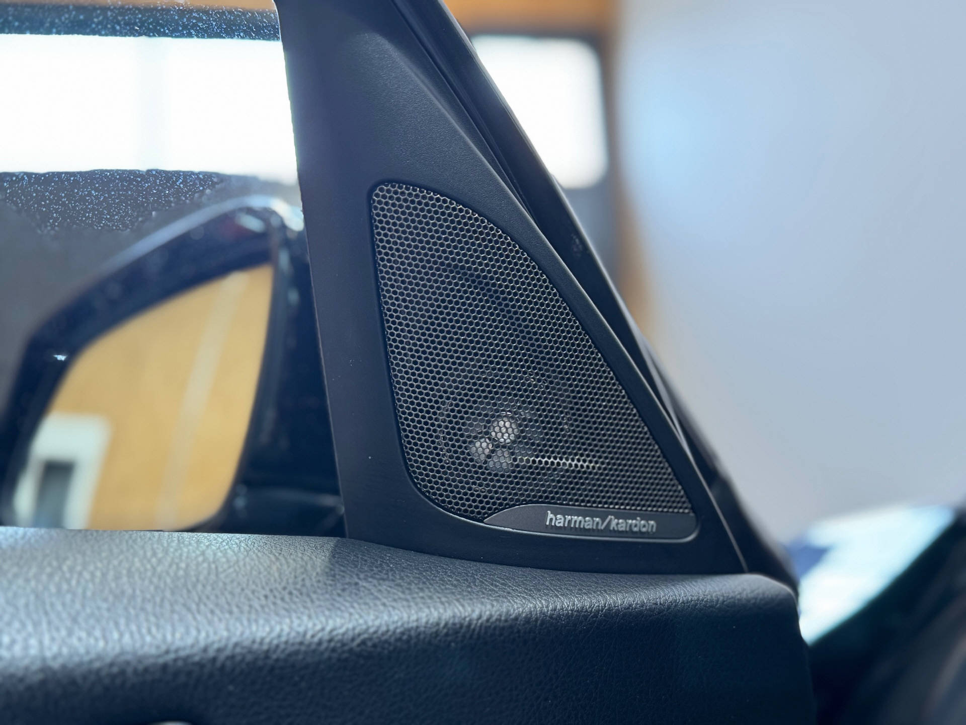 BMW M135i xDrive M Performance-image-9