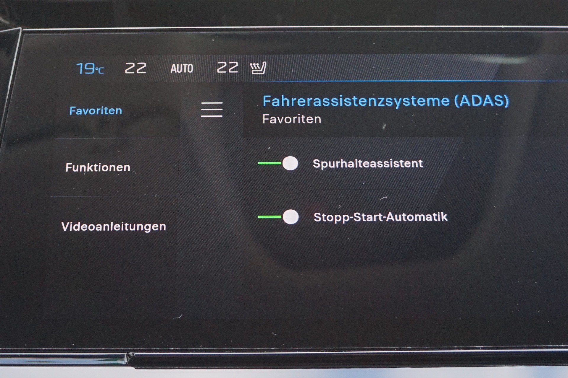 PEUGEOT 308 SW 1.5 BlueHDI Allure EAT8 ** NAVIGATION - APPLE CAR PLAY - 360°KAMERA -KEYLESS -SICHERHEITSPAKET - GARANTIE BIS 05.2027**-image-20
