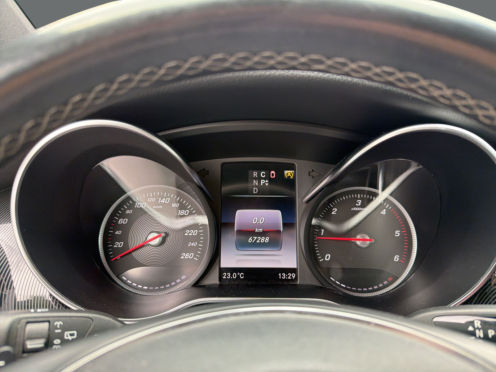 MERCEDES-BENZ V 250 d L 4Matic-image-10