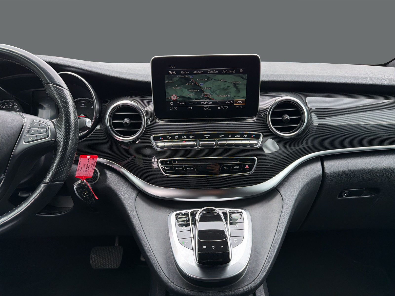 MERCEDES-BENZ V 250 d L 4Matic-image-14