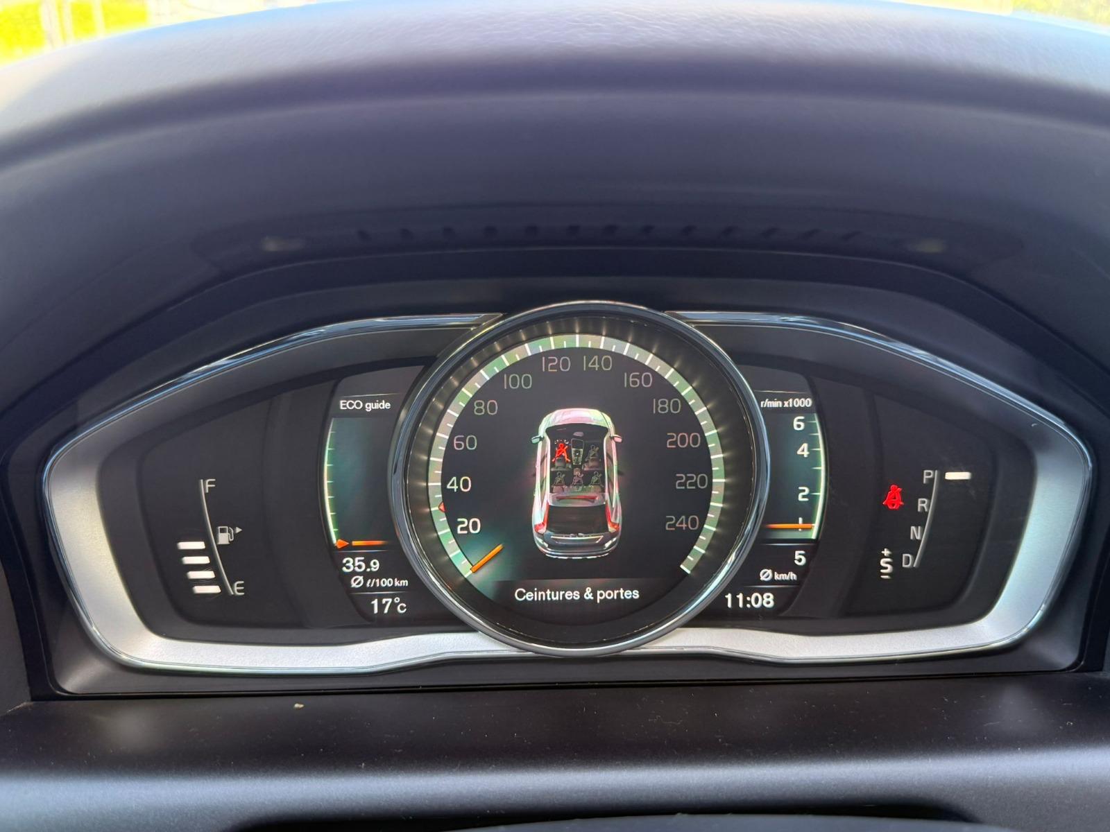 VOLVO XC60 T6 AWD Summum Geartronic-image-9