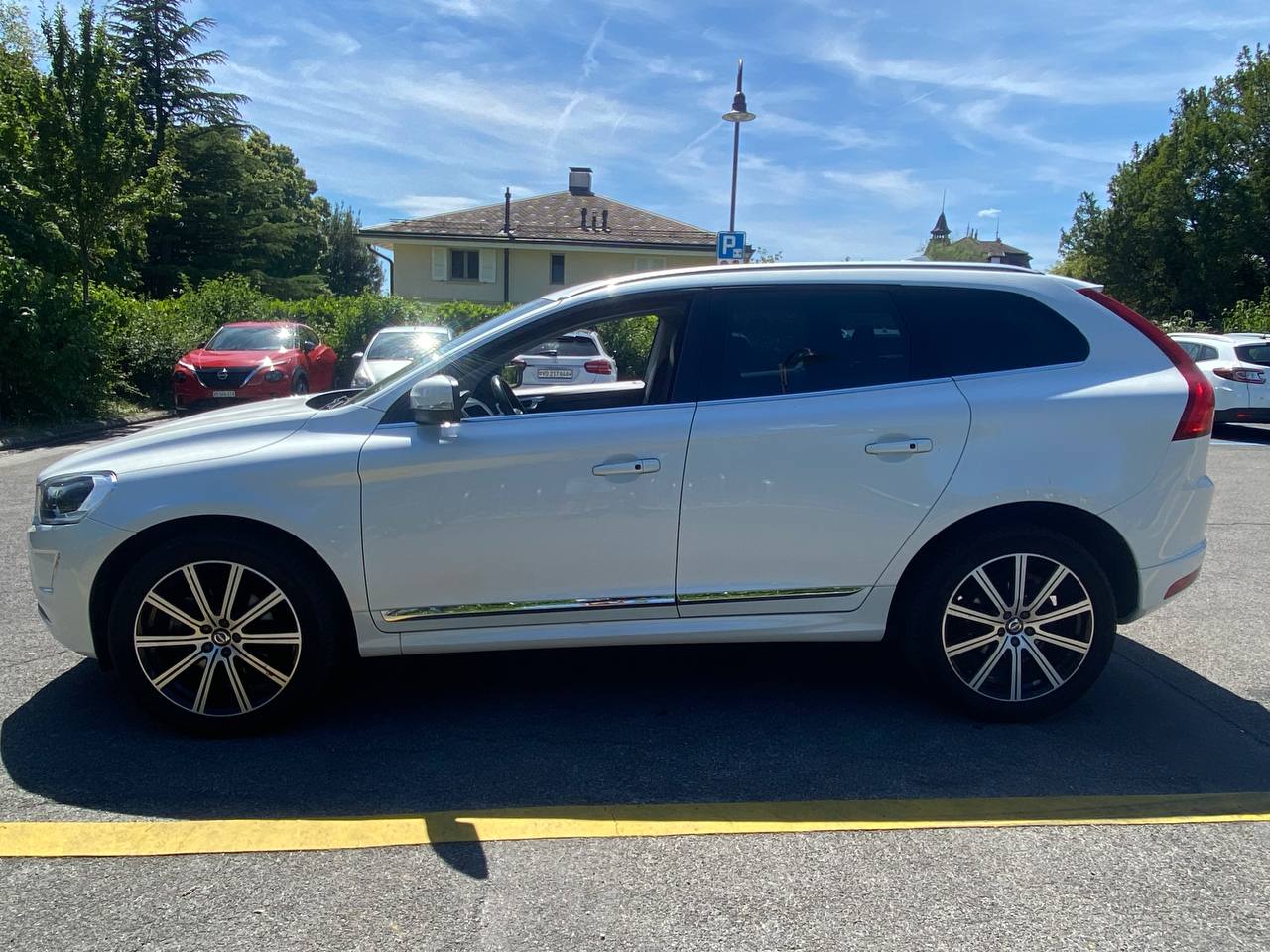 VOLVO XC60 T6 AWD Summum Geartronic-showroom-element-2