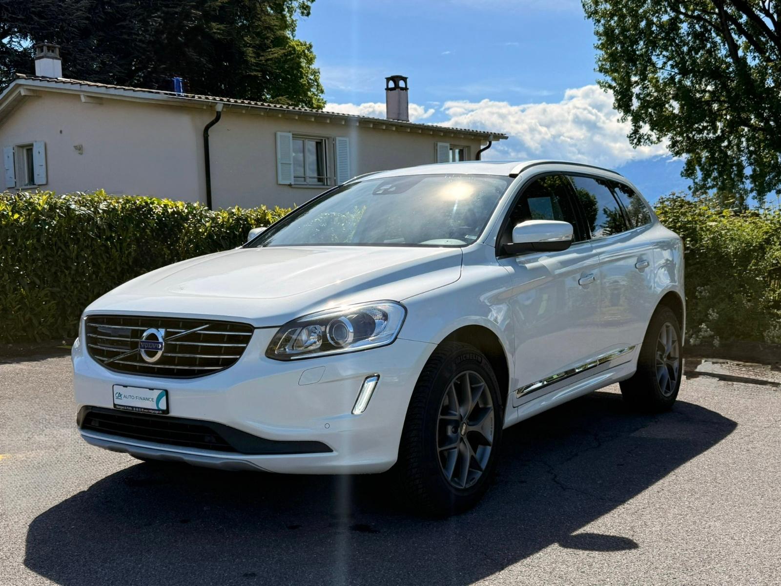 VOLVO XC60 T6 AWD Summum Geartronic-showroom-element-1