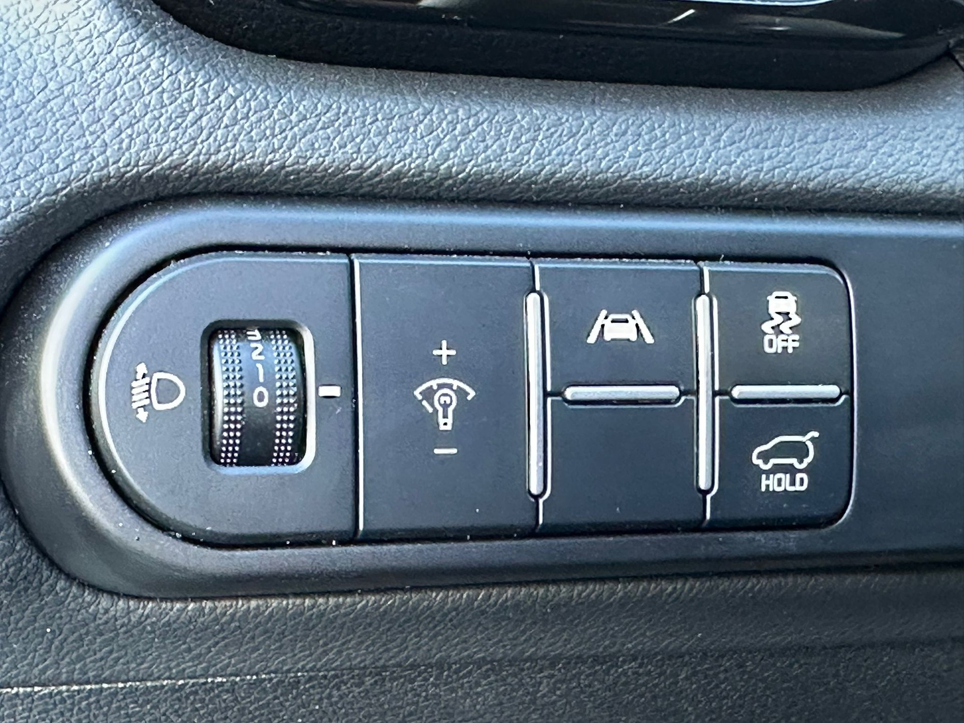 KIA ProCeed 1.5 T-GDi MHEV GT-Line DCT-image-15