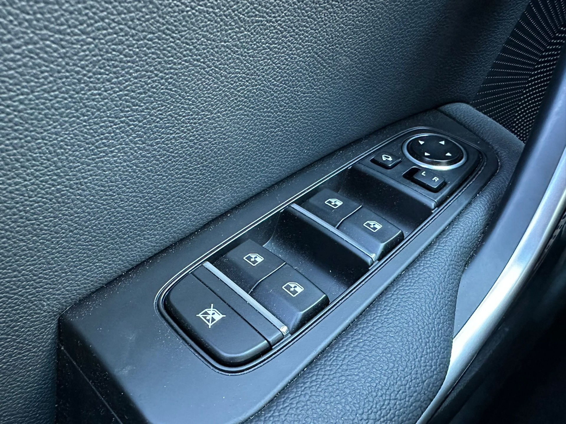 KIA ProCeed 1.5 T-GDi MHEV GT-Line DCT-image-18