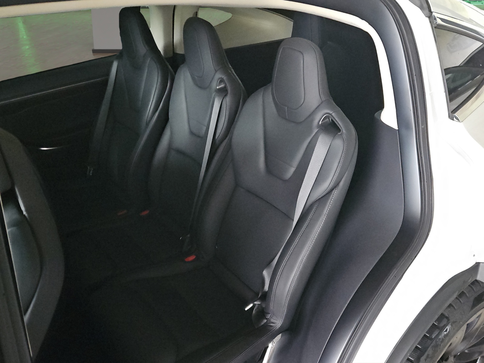 TESLA Model X 90 D Performance-image-9