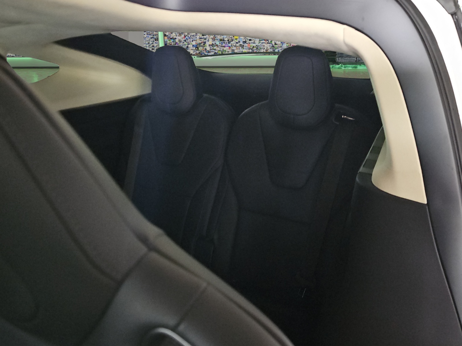 TESLA Model X 90 D Performance-image-10