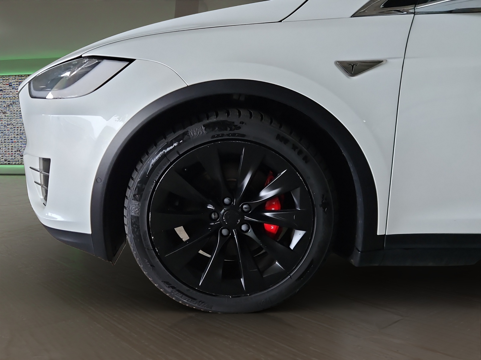 TESLA Model X 90 D Performance-image-5
