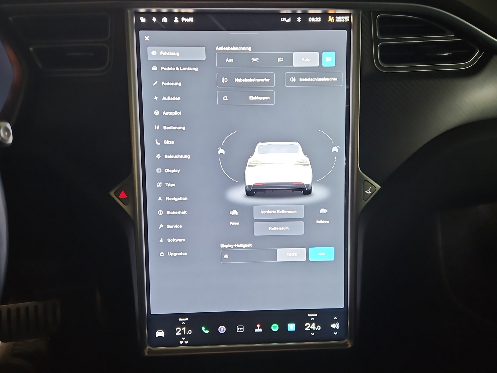 TESLA Model X 90 D Performance-image-17