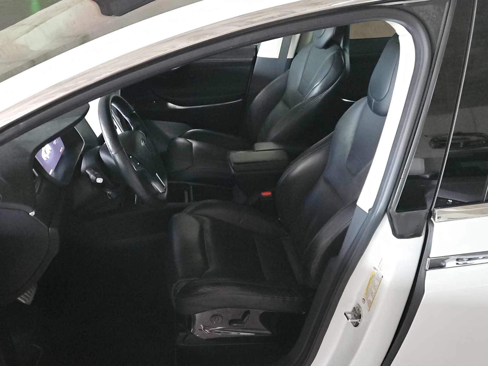 TESLA Model X 90 D Performance-image-8