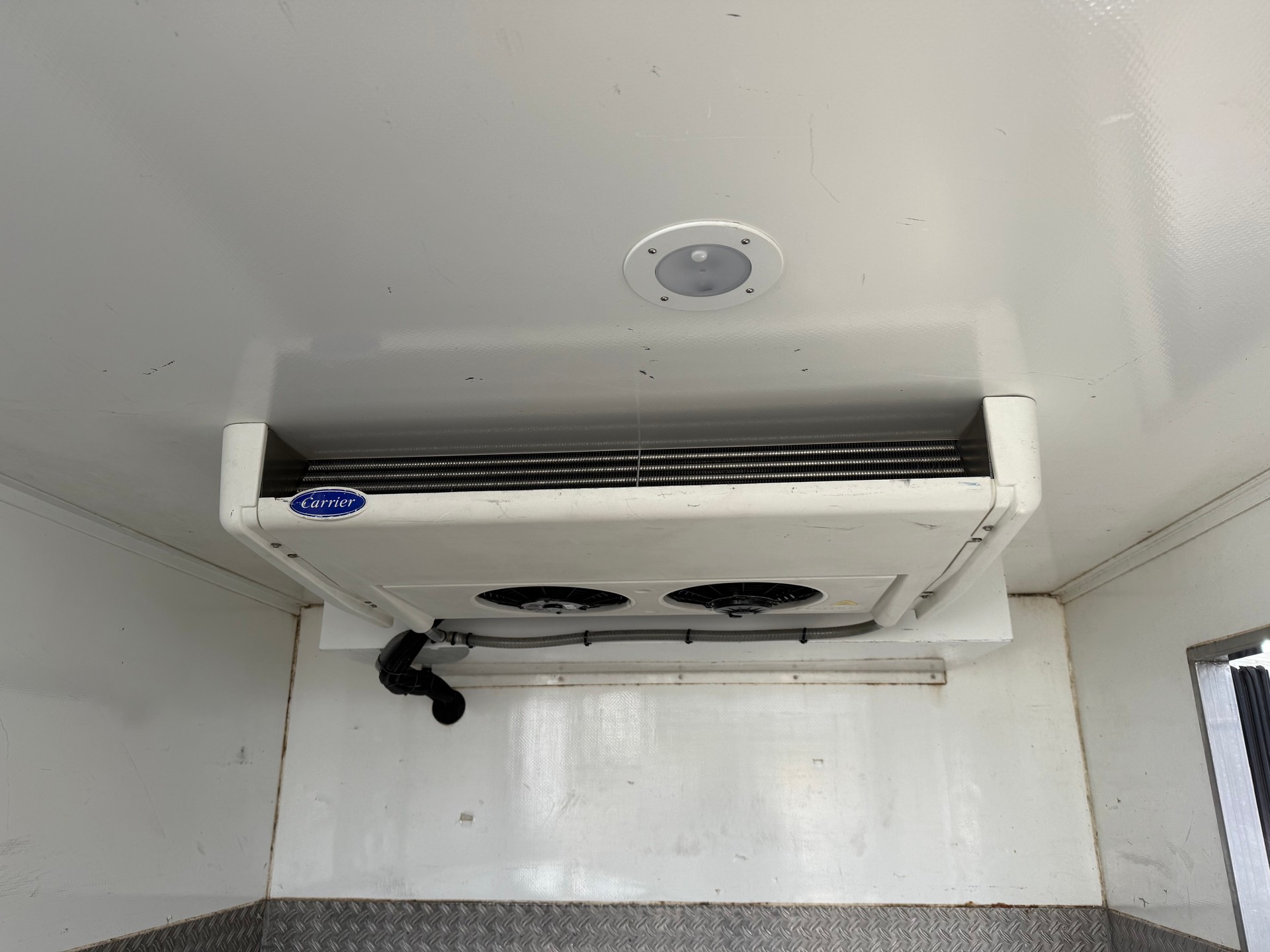 FIAT Ducato 35 2.3 MJ Tiefkühler -20-image-8