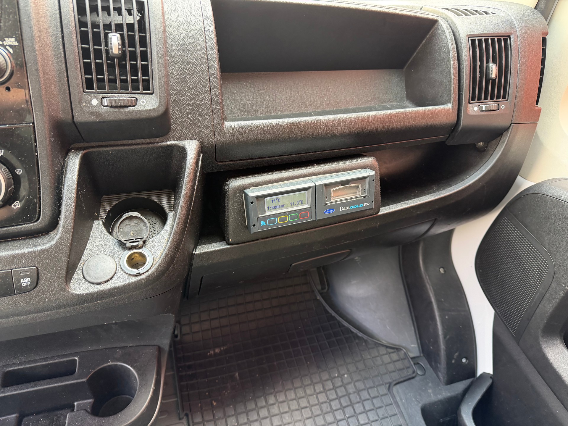 FIAT Ducato 35 2.3 MJ Tiefkühler -20-image-11