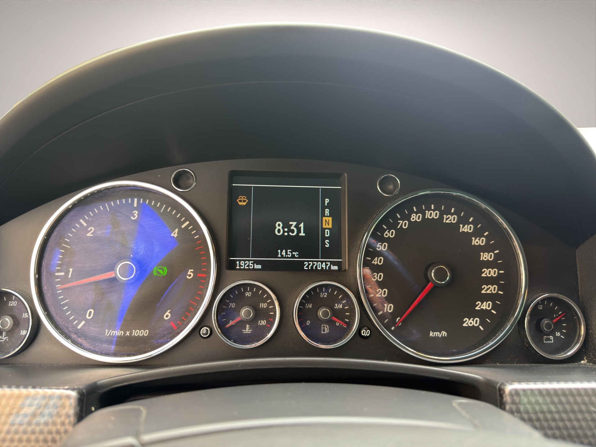 VW Touareg 3.0 TDI-image-10