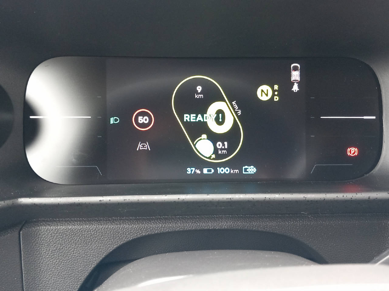 RENAULT Twingo E-Tech Urban Range techno-image-8