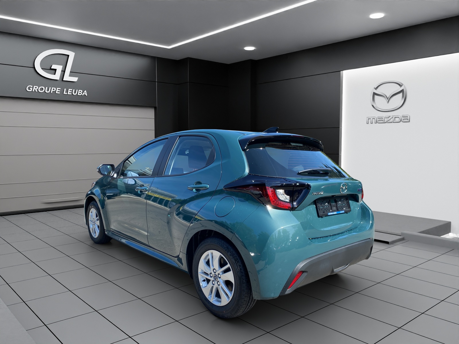 MAZDA 2 Hybrid Prime-line-showroom-element-3
