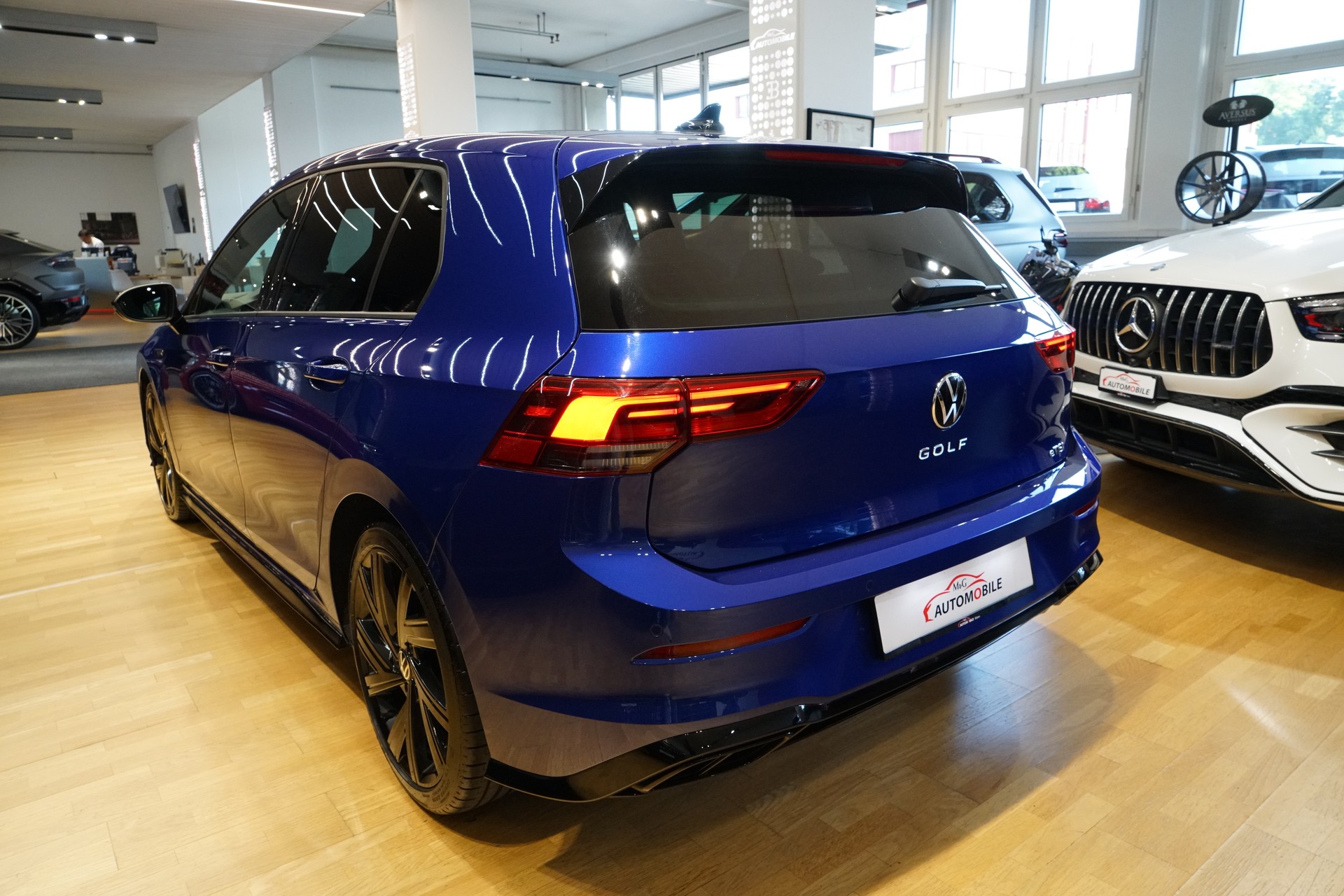 VW Golf 1.5 eTSI mHEV ACT R-Line DSG-image-5