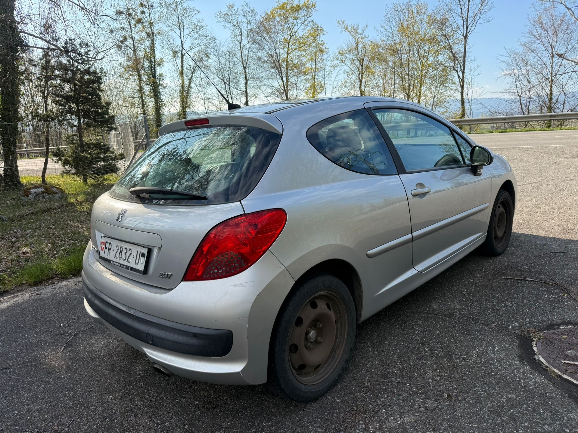 PEUGEOT 207 1.6 16V Turbo XSI-showroom-element-3