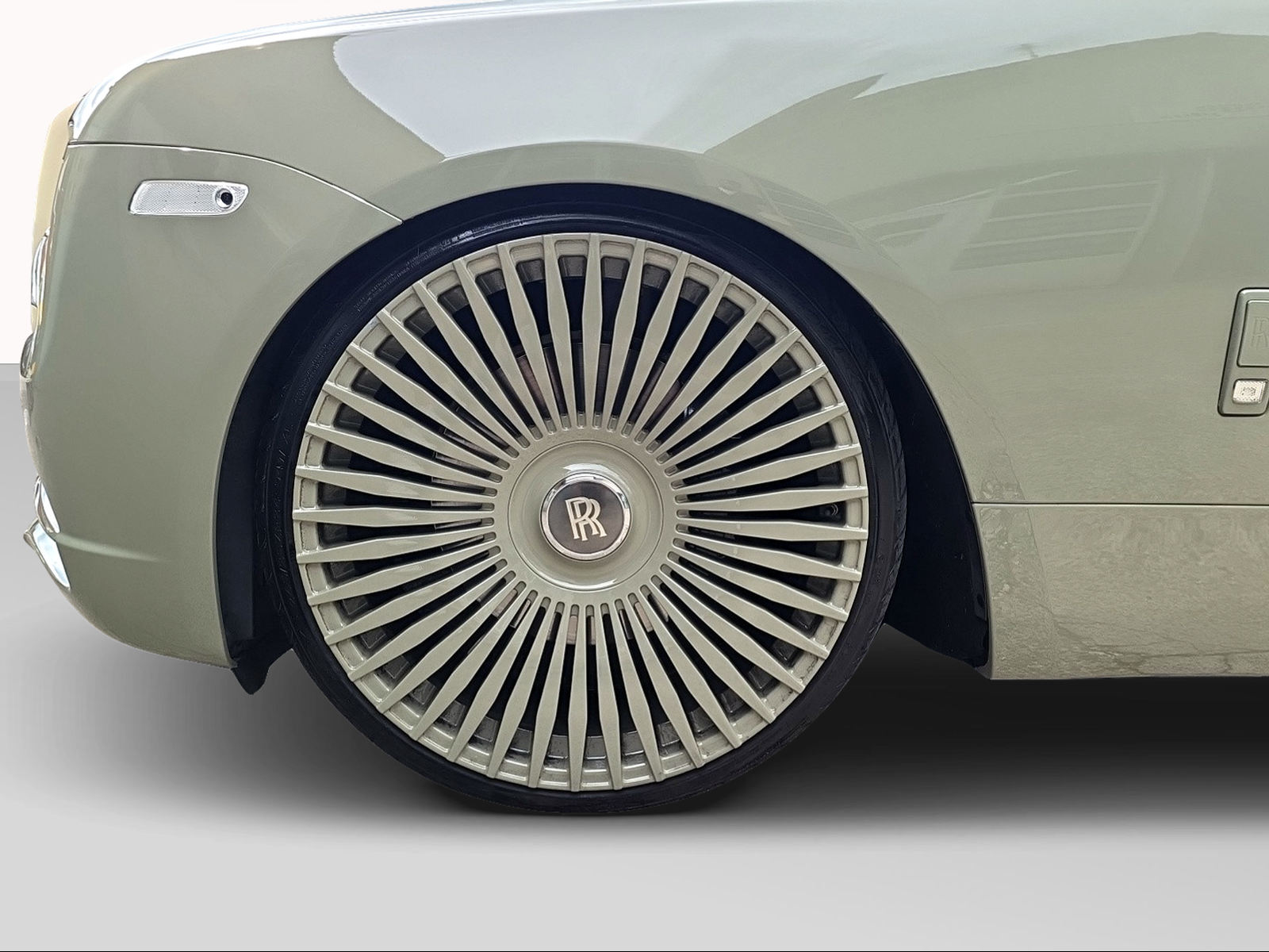 ROLLS-ROYCE Wraith 6.6 V12-showroom-element-3