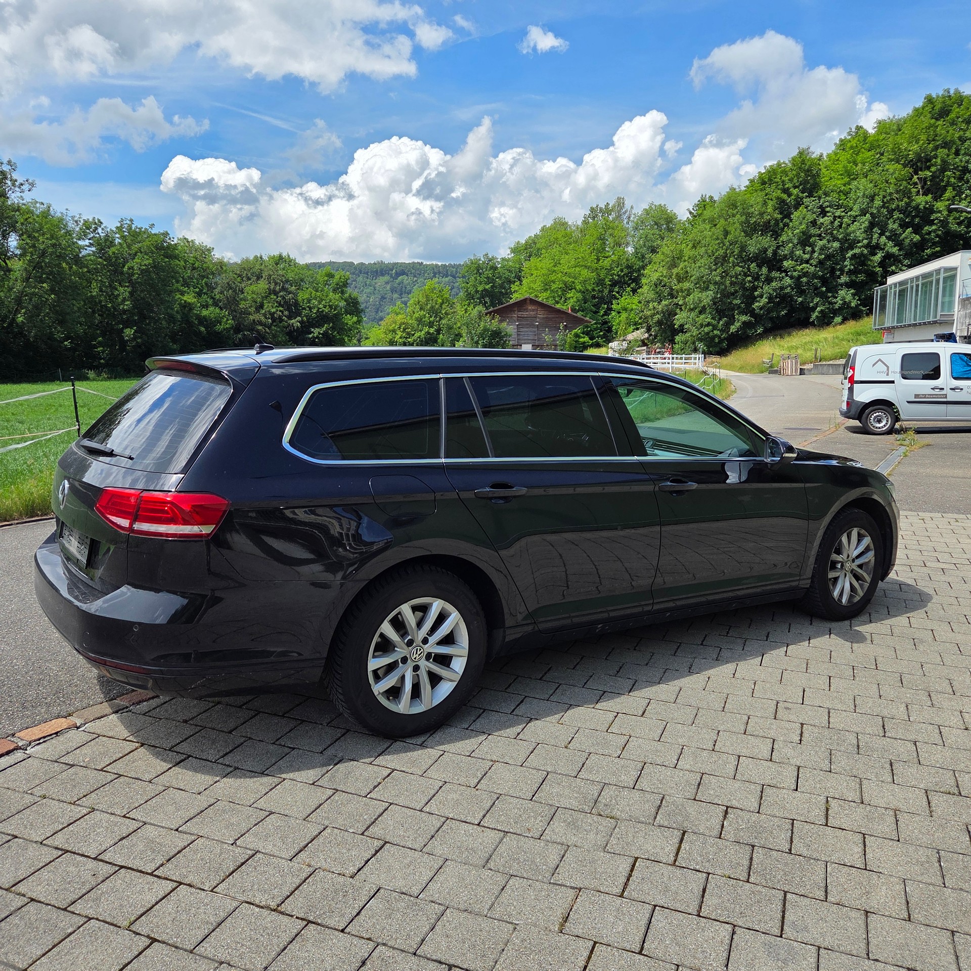 VW Passat Variant 2.0 TDI BMT Comfortline DSG-image-2