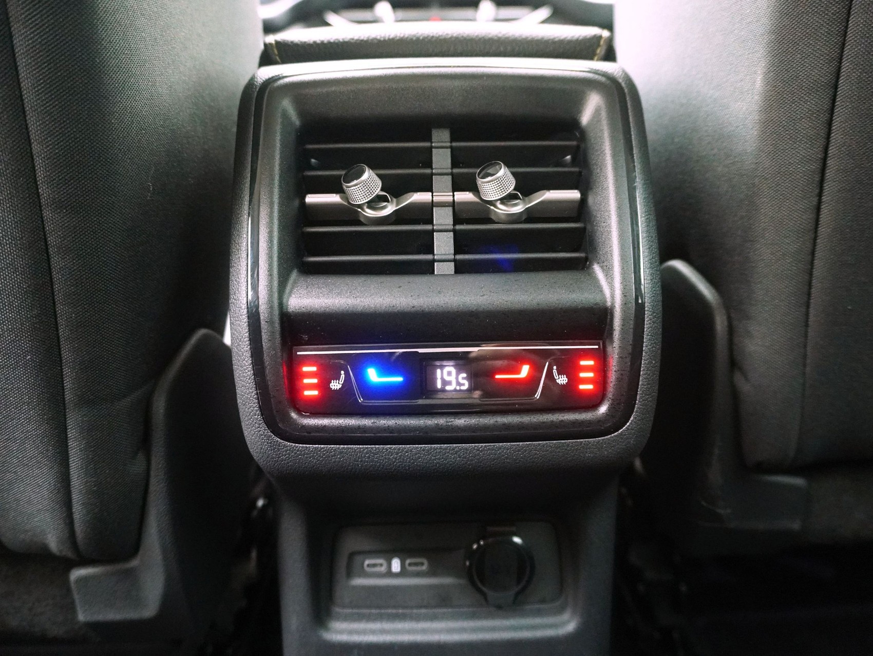 SKODA Kodiaq 2.0 TSI Selection-Loft 4X4-image-12