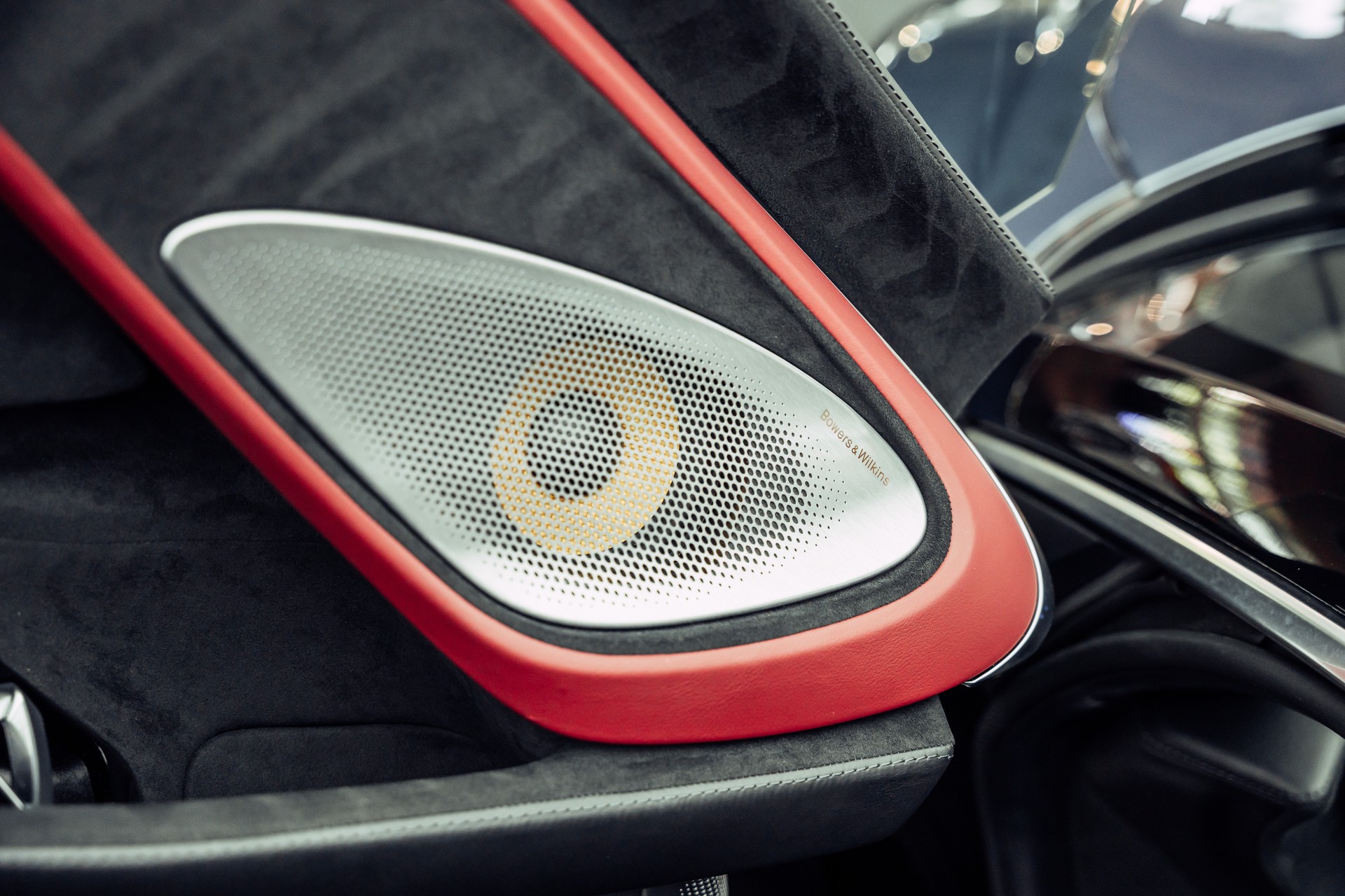 McLAREN GT Pioneer-image-12