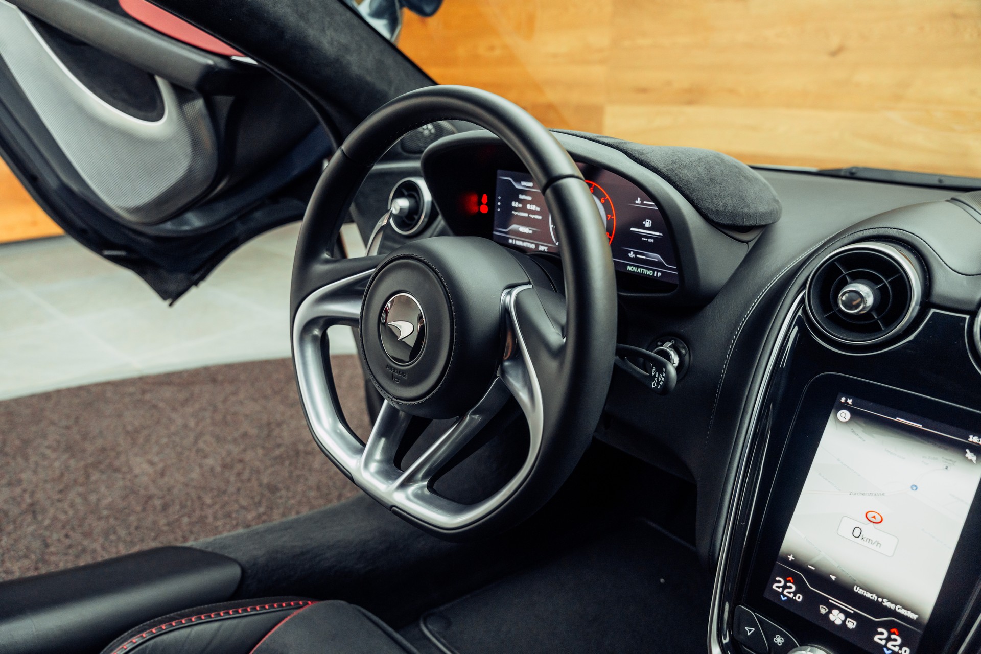 McLAREN GT Pioneer-image-16