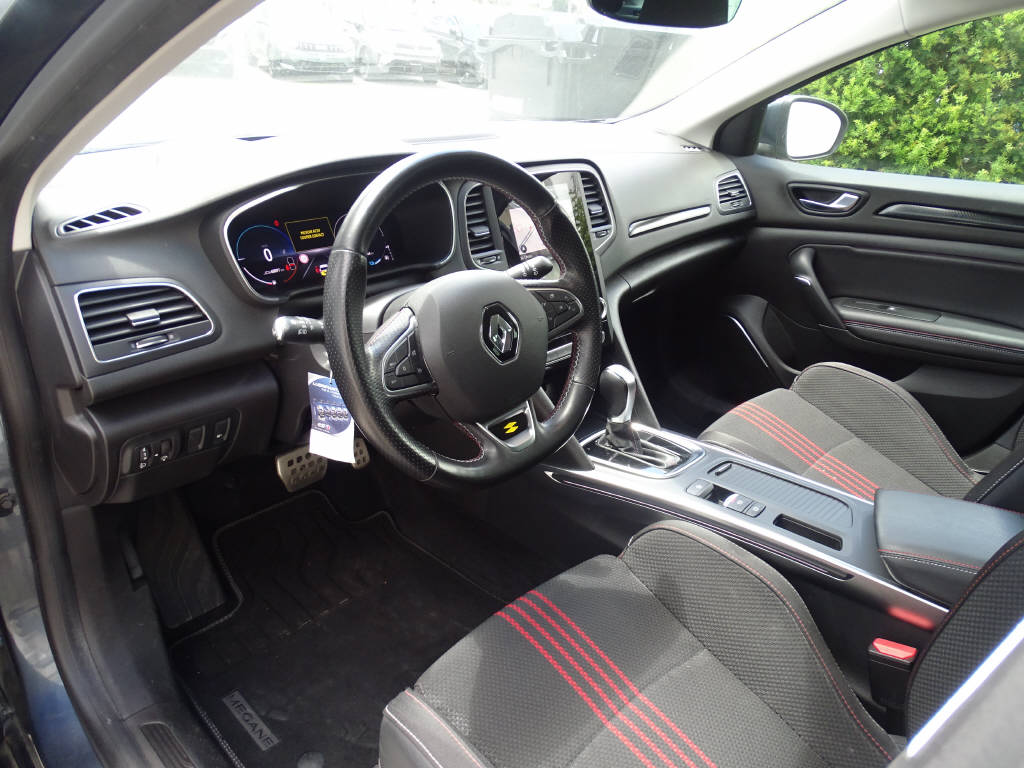 RENAULT Mégane Grandtour RSLINE 1.6 E-Tech PHEV-showroom-element-3