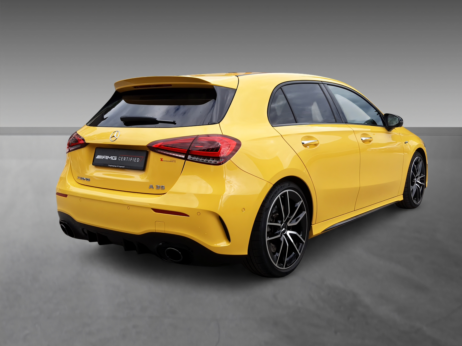 MERCEDES-BENZ A 35 4Matic-showroom-element-3