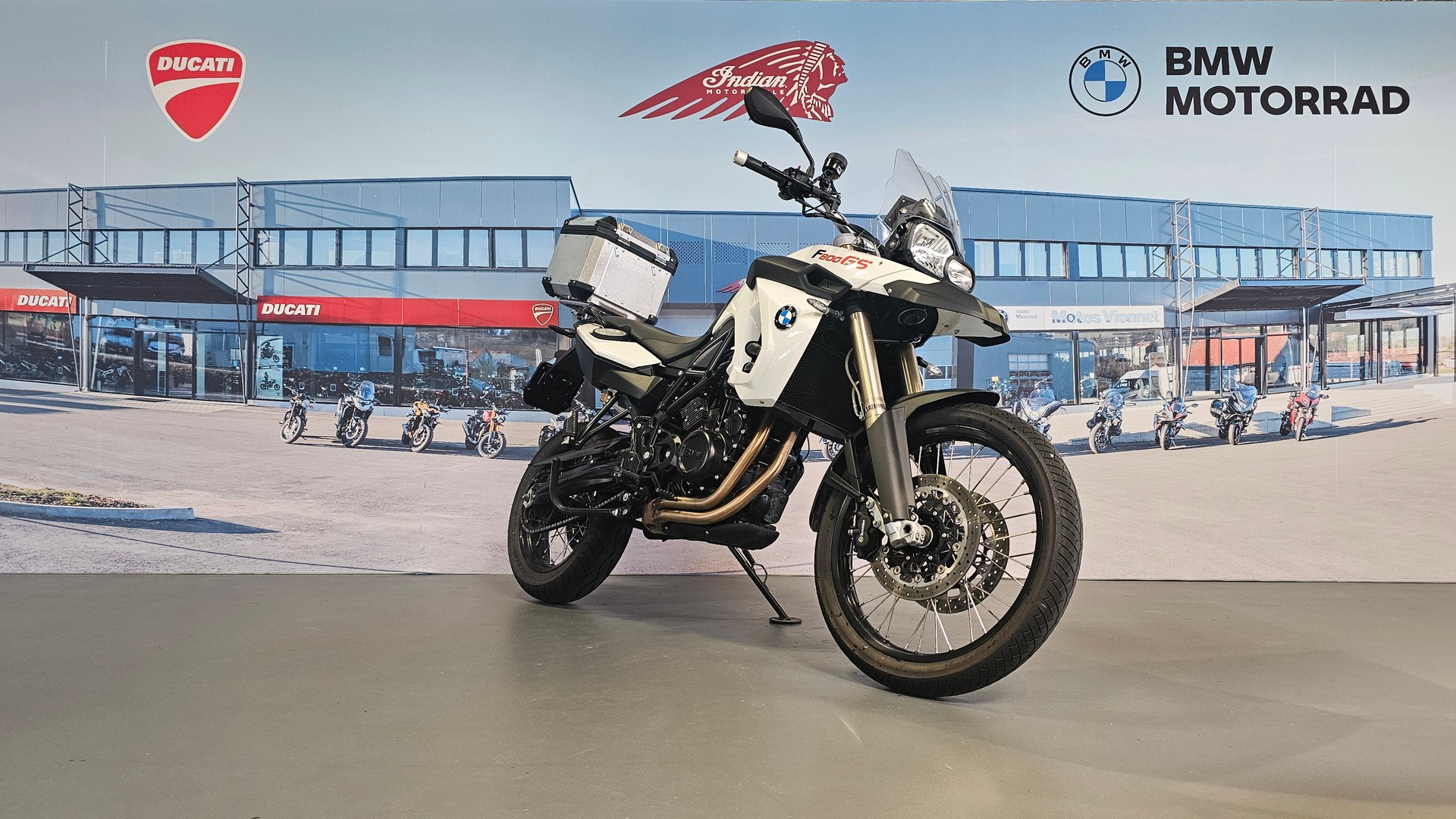 BMW F 800 GS-image-0