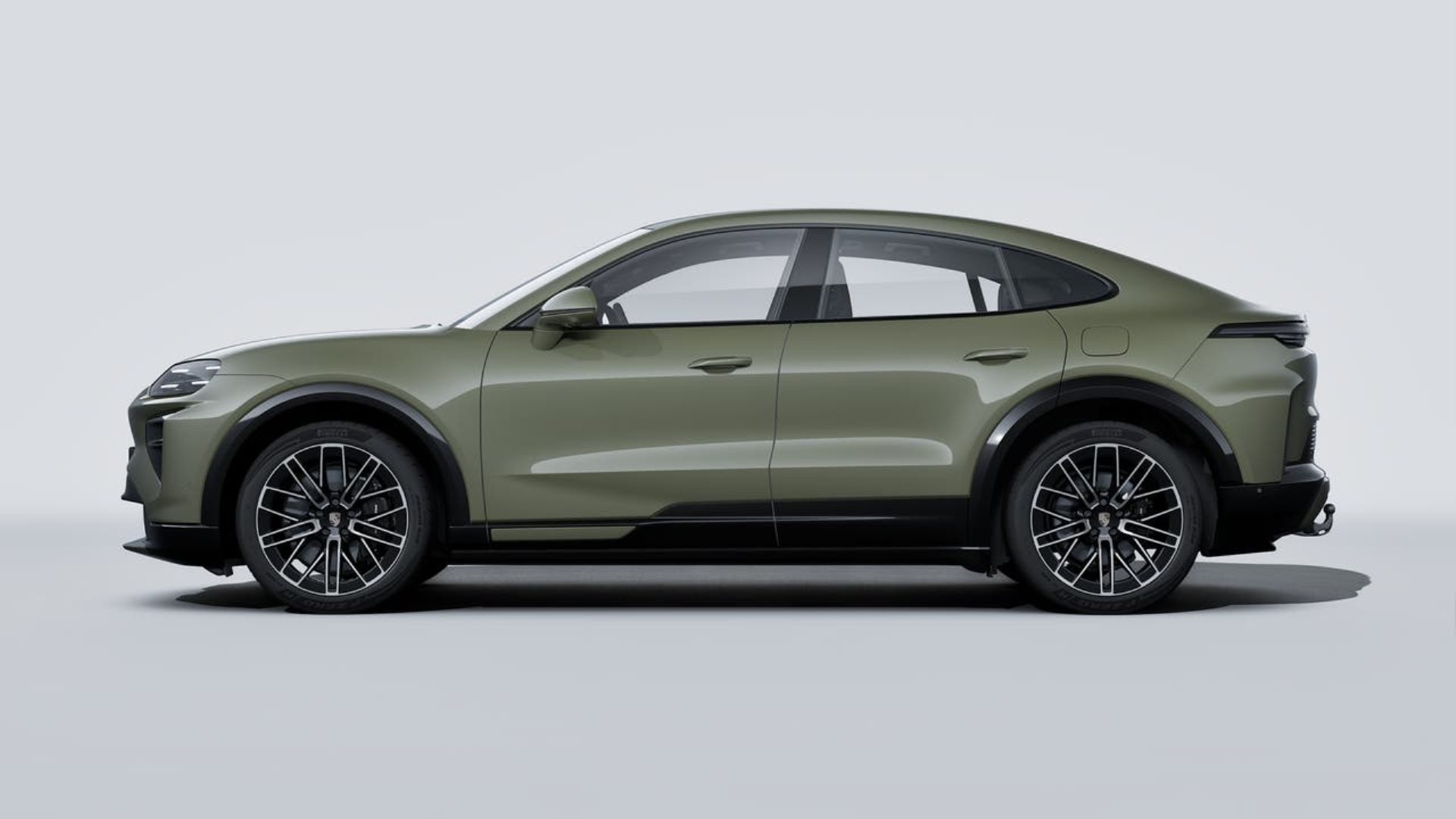PORSCHE Cayenne Turbo Coupé Electric-showroom-element-1