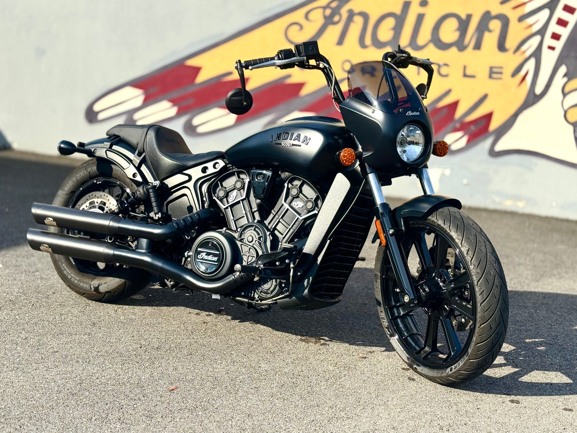 INDIAN Scout 1200 Rogue-image-1