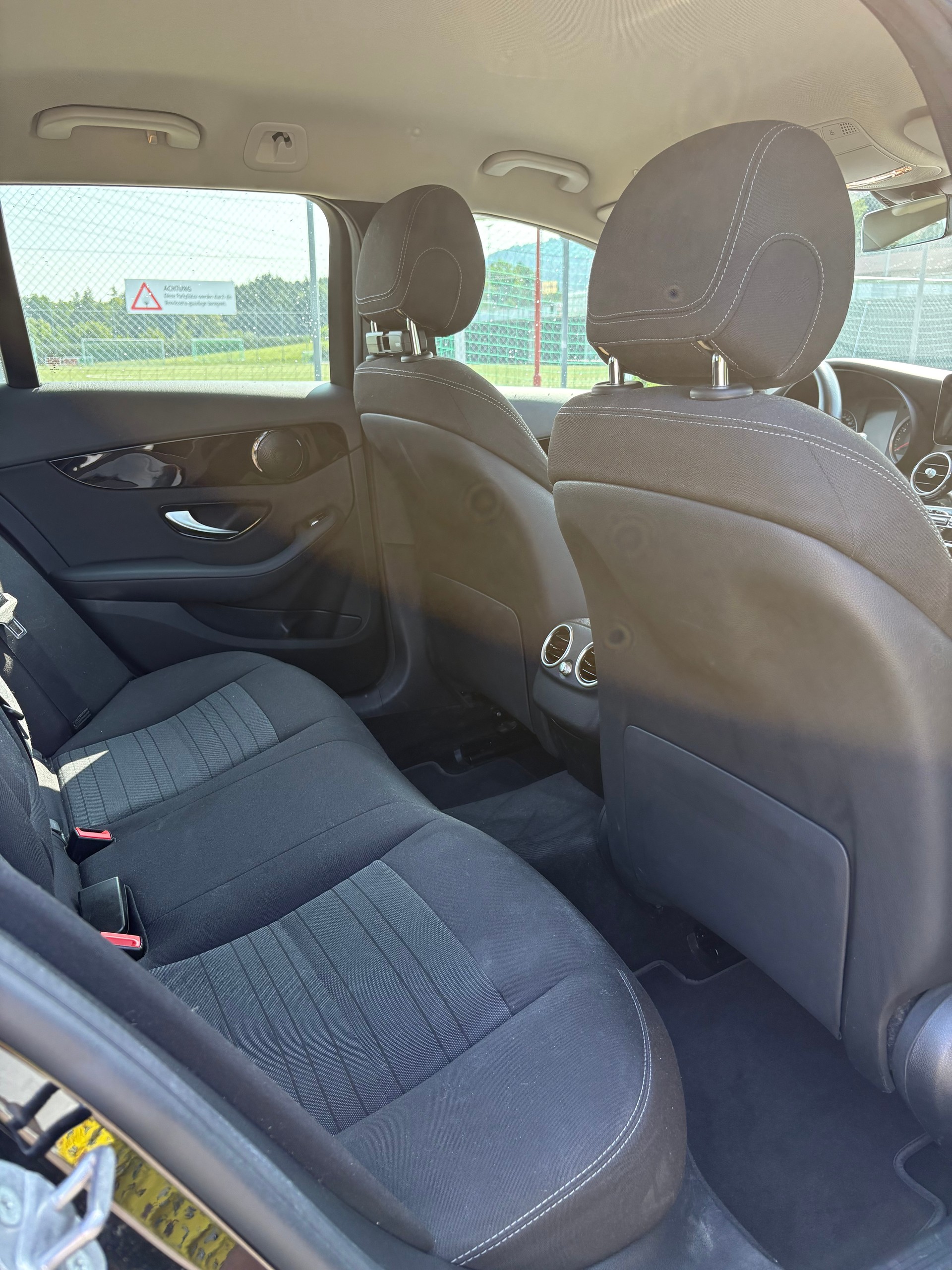 MERCEDES-BENZ C 200 Swiss Star 4Matic-image-2