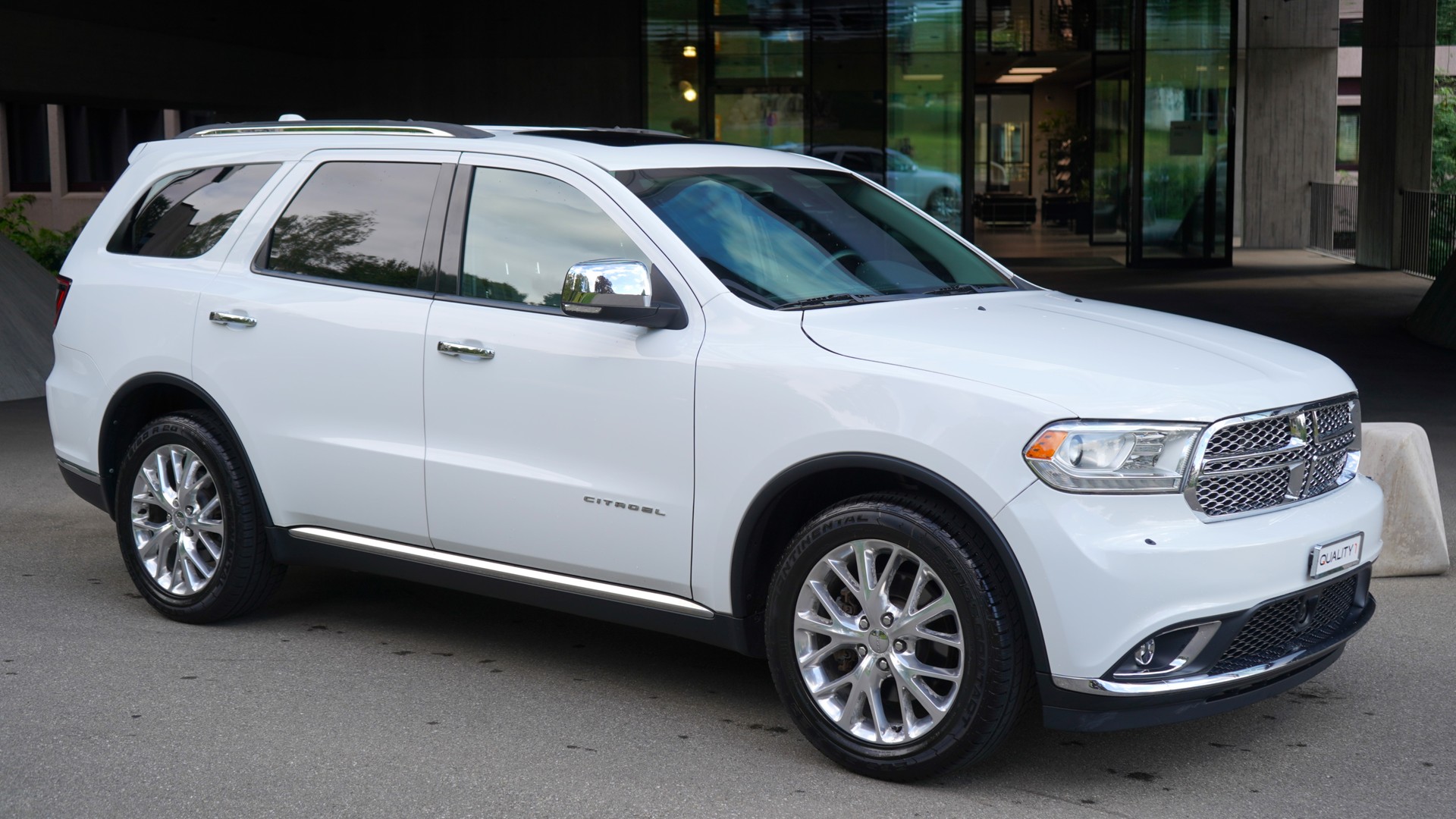 DODGE 5.7 HEMI V8 Citadel AWD 7 Plätzer