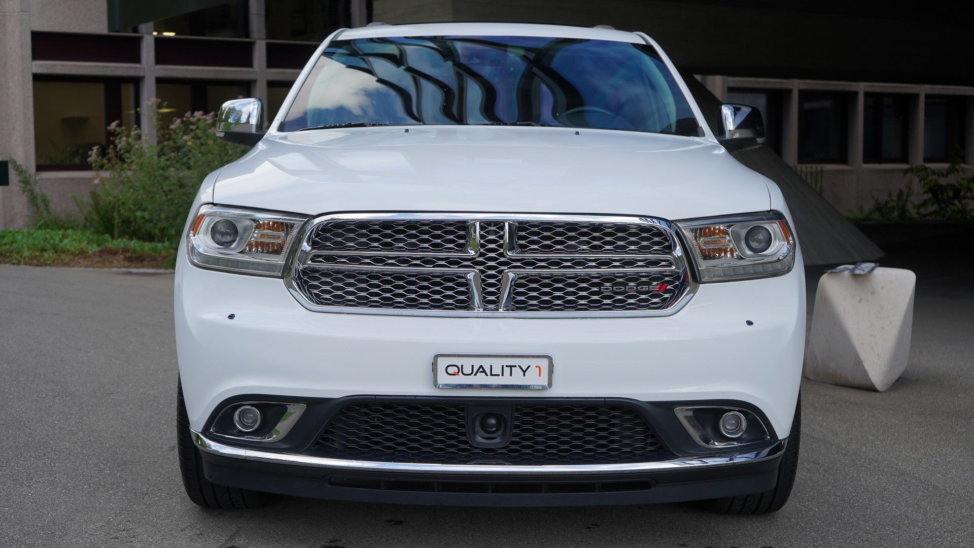 DODGE 5.7 HEMI V8 Citadel AWD 7 Plätzer-showroom-element-1