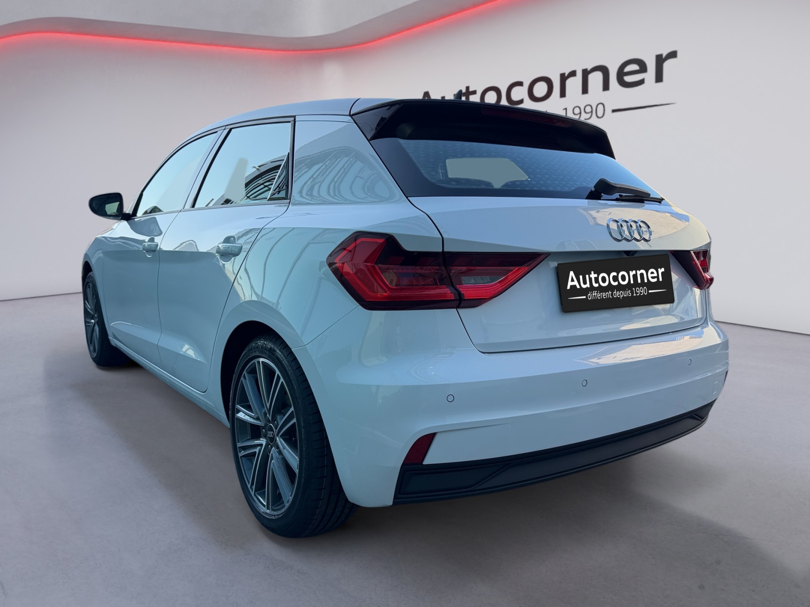 AUDI A1 Sportback 30 TFSI Attraction S-tronic-showroom-element-2