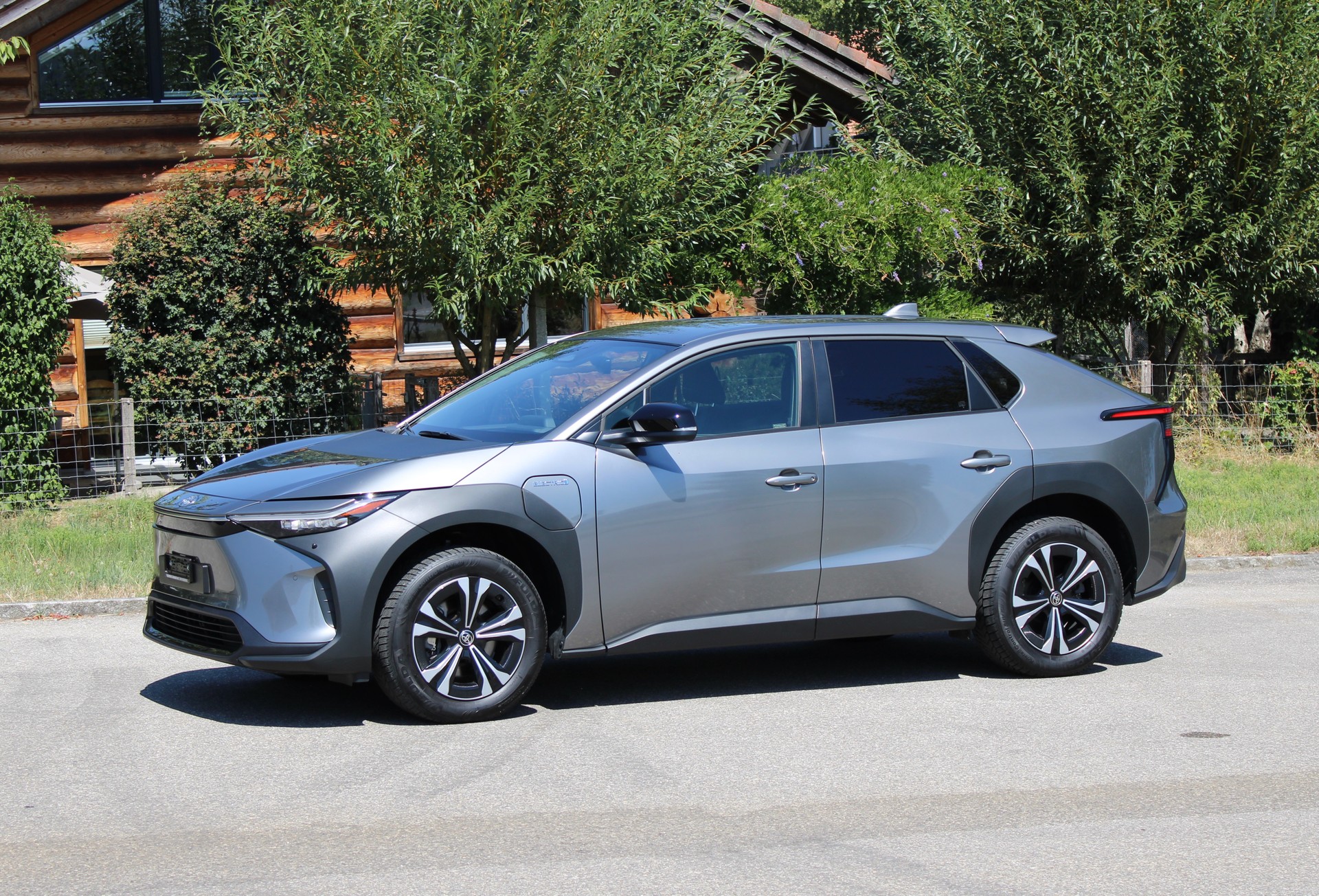 TOYOTA bZ4X Style 71,4 kWh 2WD-image-1