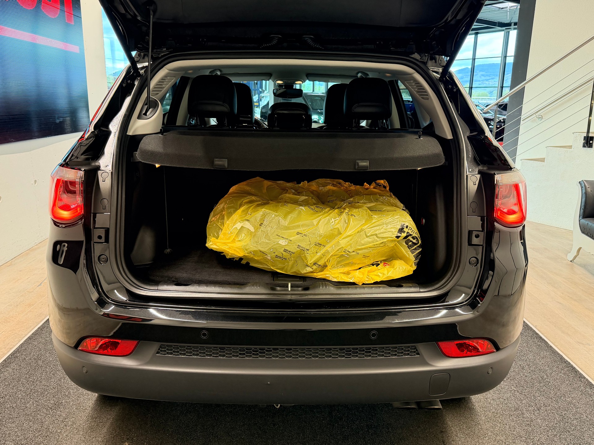 JEEP Compass 1.4 Turbo Limited AWD 9ATX-image-8