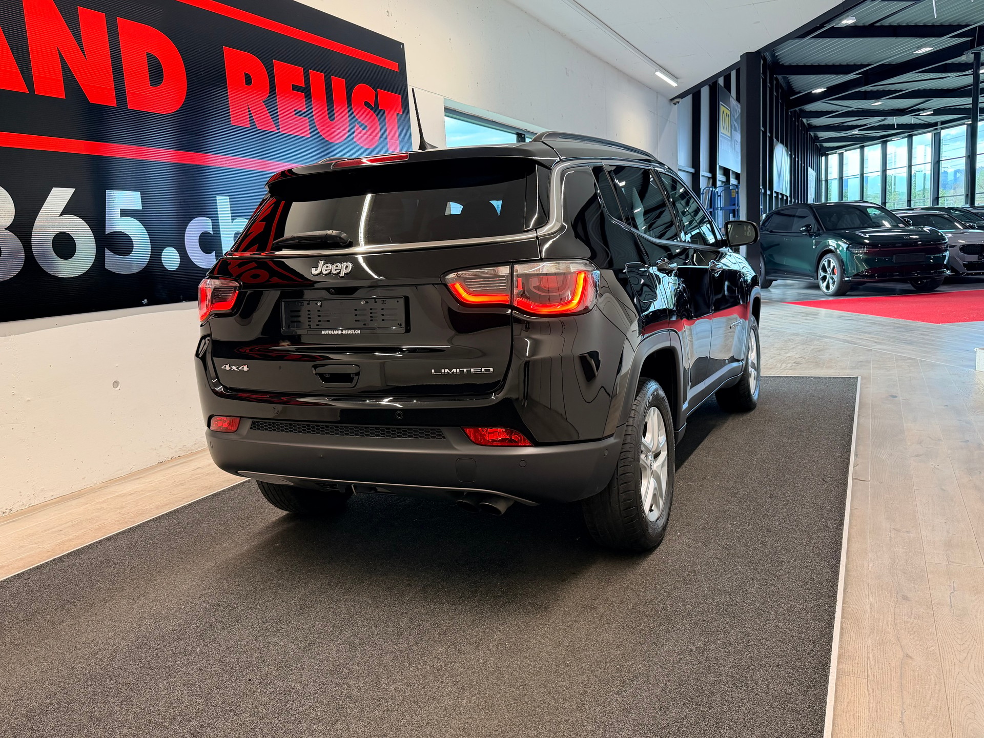 JEEP Compass 1.4 Turbo Limited AWD 9ATX-image-5