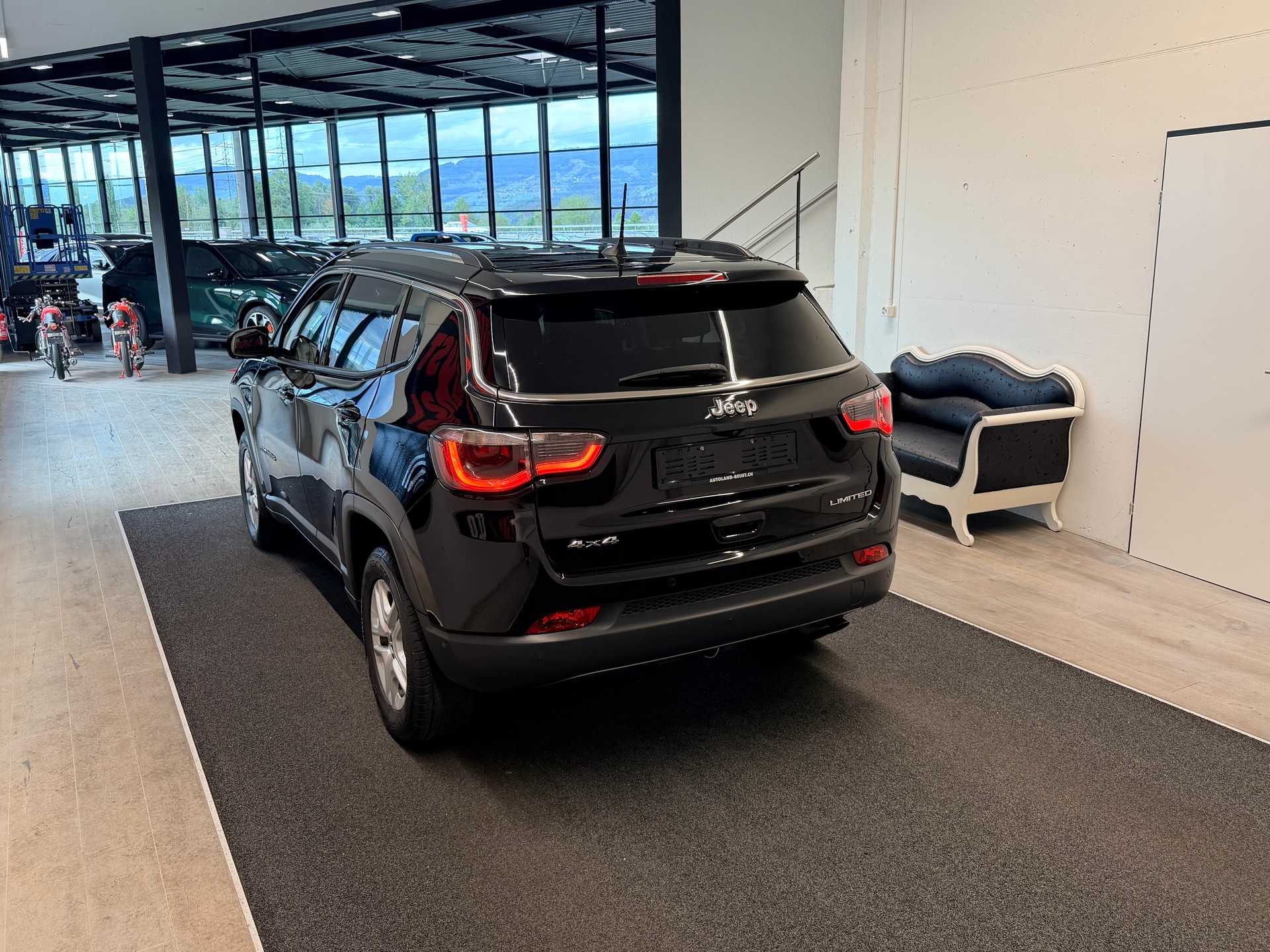 JEEP Compass 1.4 Turbo Limited AWD 9ATX-image-7