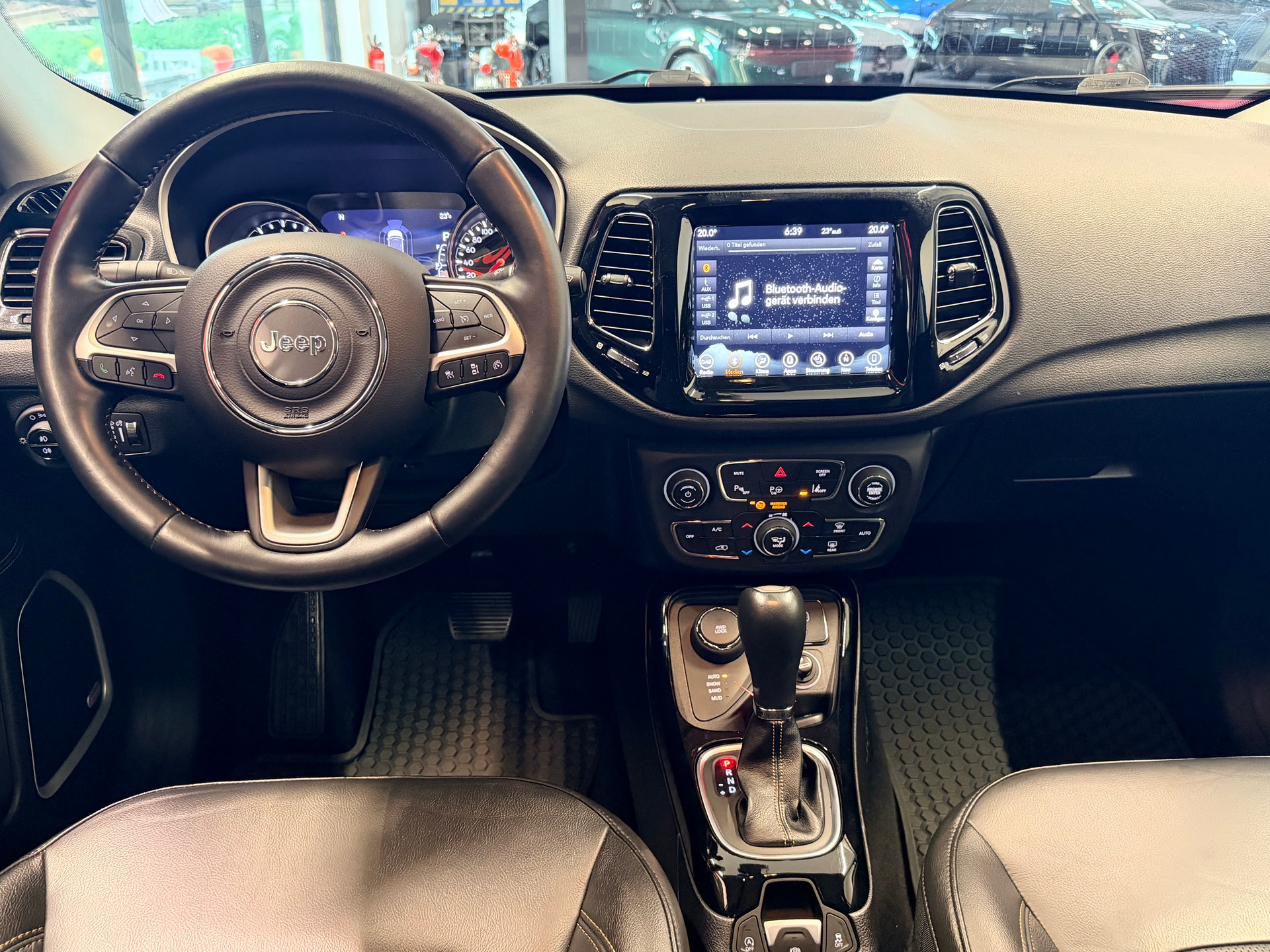 JEEP Compass 1.4 Turbo Limited AWD 9ATX-image-15